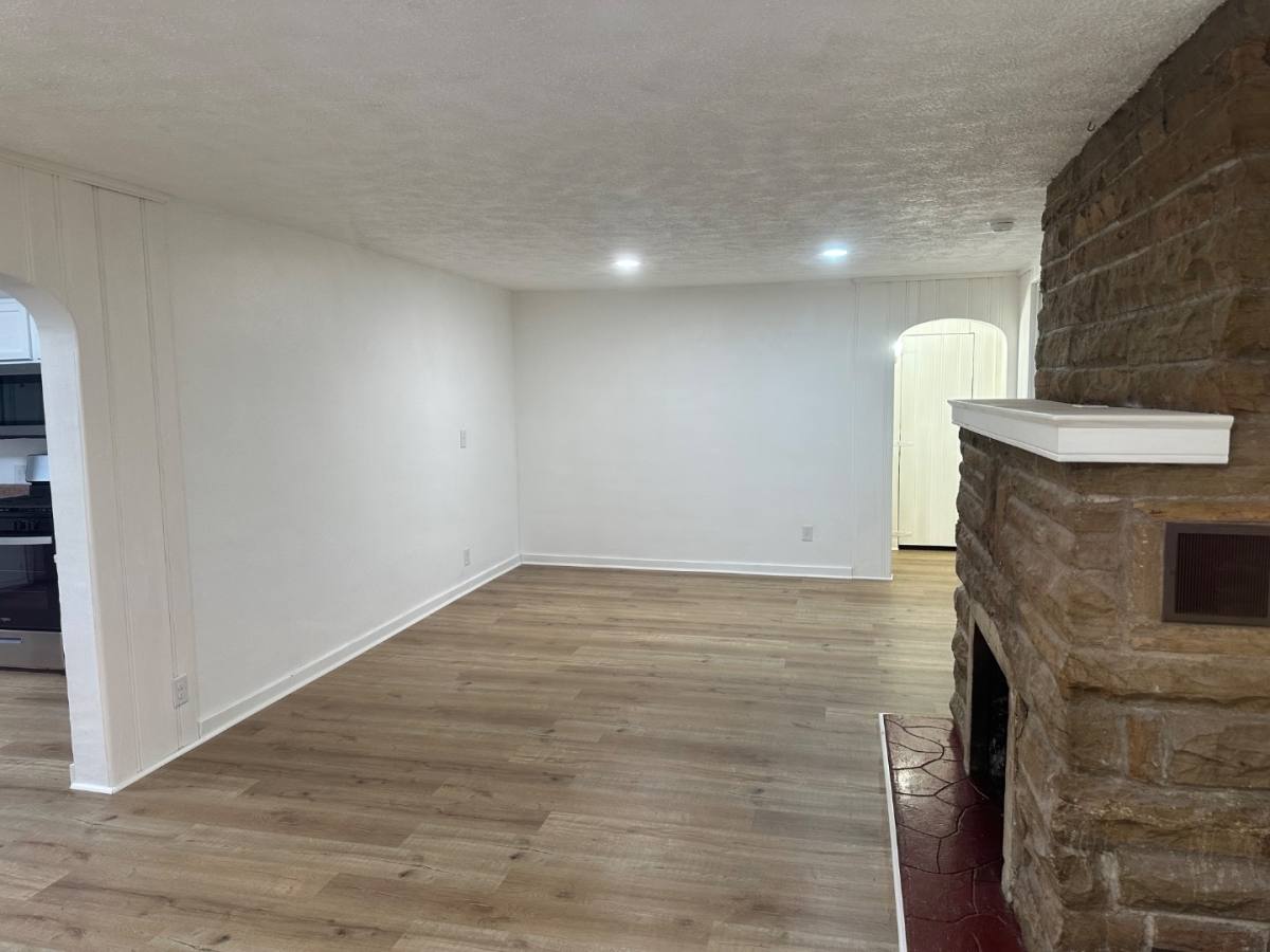 Apartment for rent at 920 Fulton St #LEVEL, Elkhart, IN 46514