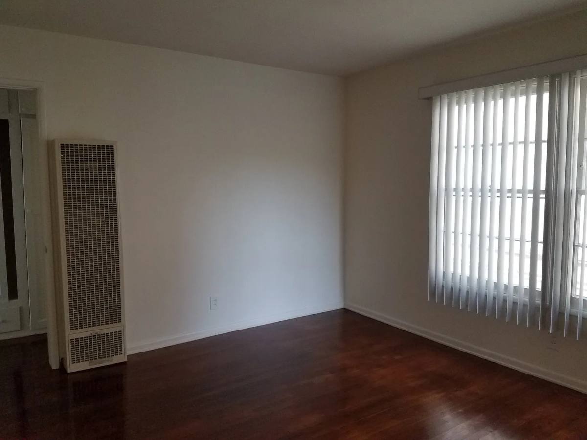 Apartment for rent at 4019 McLaughlin Ave #4021 1 2, Los Angeles, CA 90066