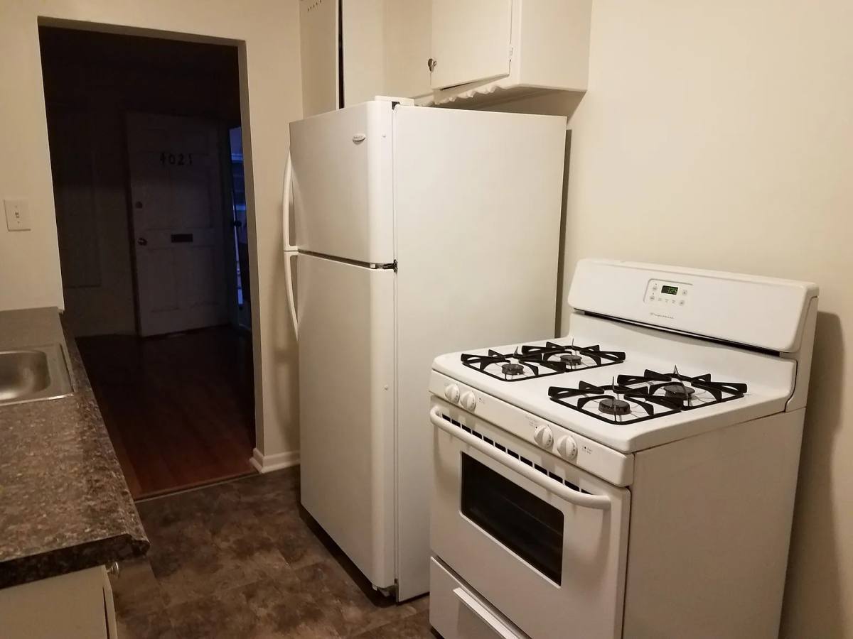 Apartment for rent at 4019 McLaughlin Ave #4021 1 2, Los Angeles, CA 90066