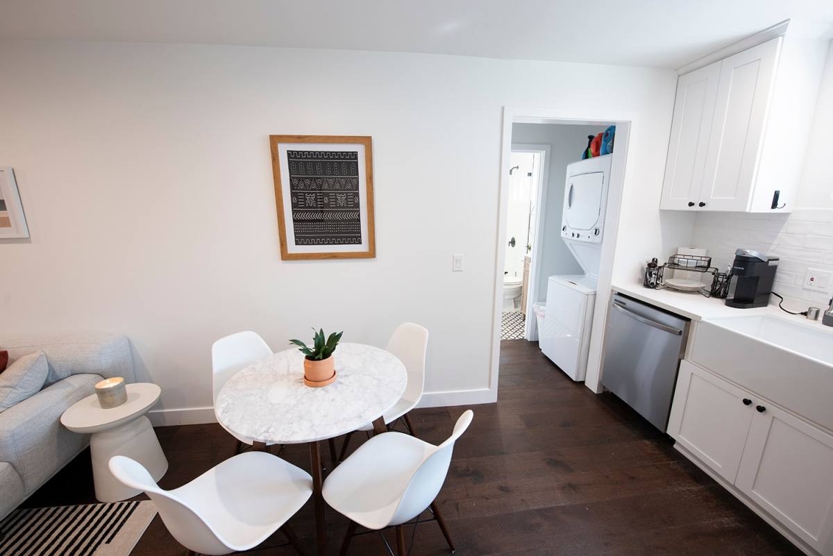 Apartment for rent at 3206 Gracia St, Los Angeles, CA 90039