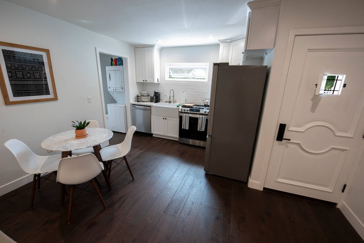 Apartment for rent at 3206 Gracia St, Los Angeles, CA 90039