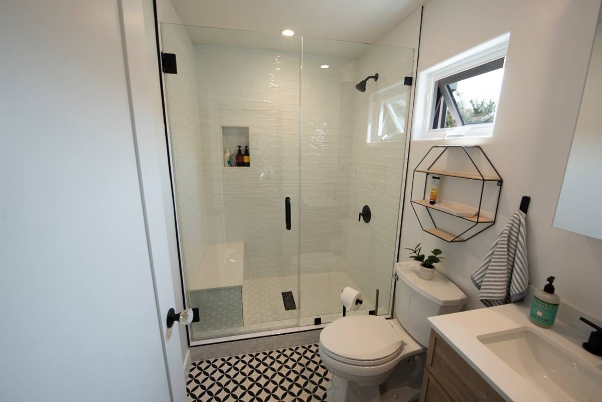 Apartment for rent at 3206 Gracia St, Los Angeles, CA 90039