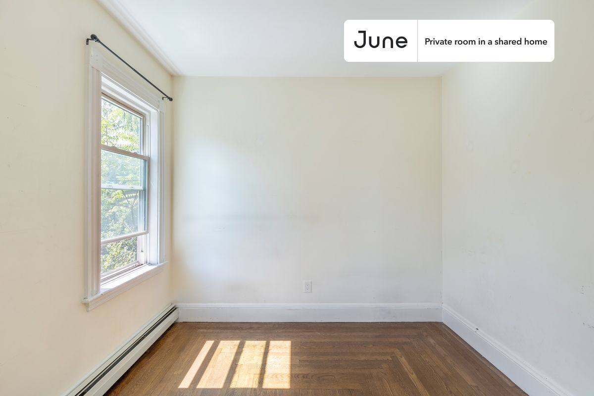 Apartment for rent at 106 Buttonwood St #A, Dorchester, MA 02125