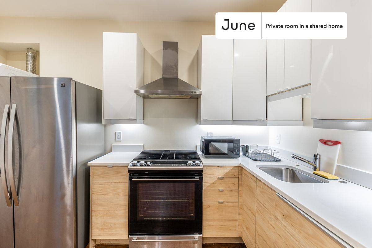 Apartment for rent at 106 Buttonwood St #A, Dorchester, MA 02125