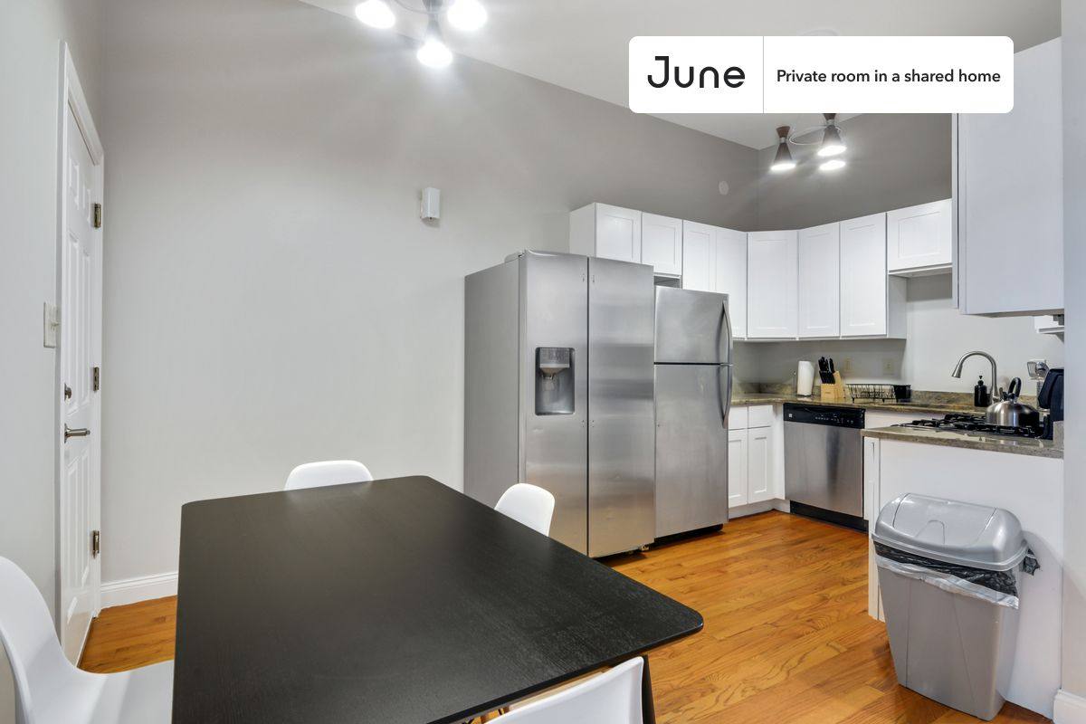 Apartment for rent at 48 Dudley St E, Roxbury, MA 02119
