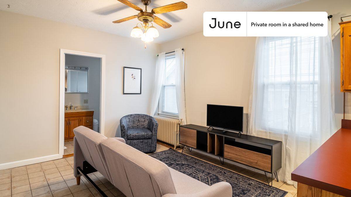 Apartment for rent at 88 Glen St #C, Somerville, MA 02145
