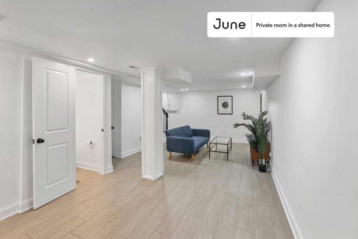 Apartment for rent at 529 42nd St NE E, Washington, DC 20019