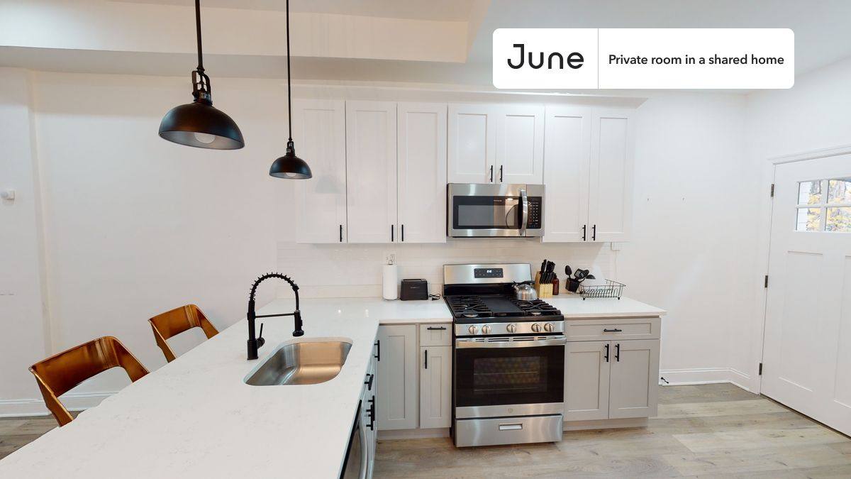 Apartment for rent at 529 42nd St NE E, Washington, DC 20019