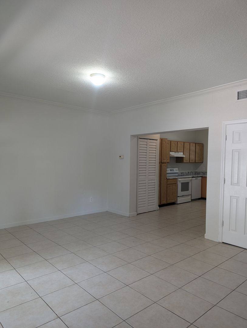 Apartment for rent at 114 Cedar St, Saint Augustine, FL 32084