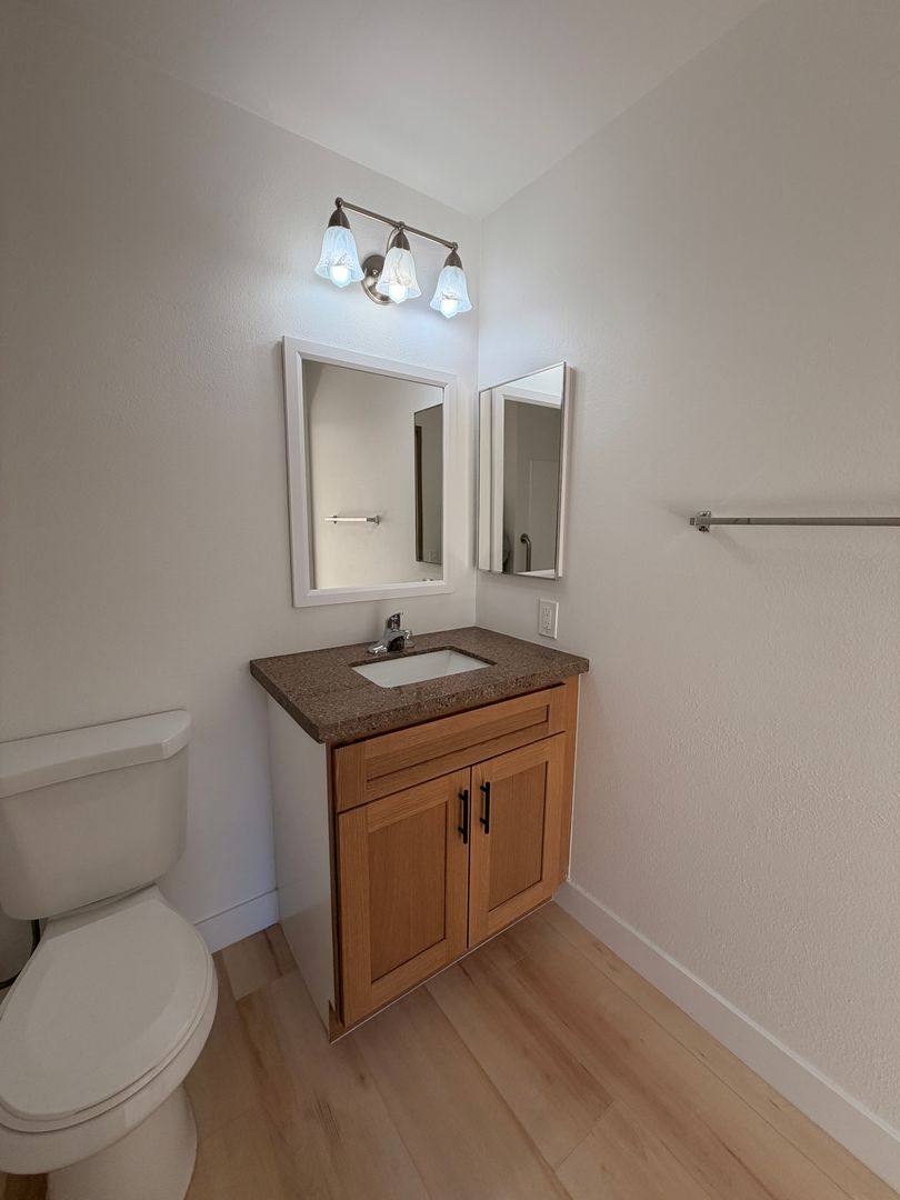 Apartment for rent at 960 Vine St, Oceanside, CA 92054