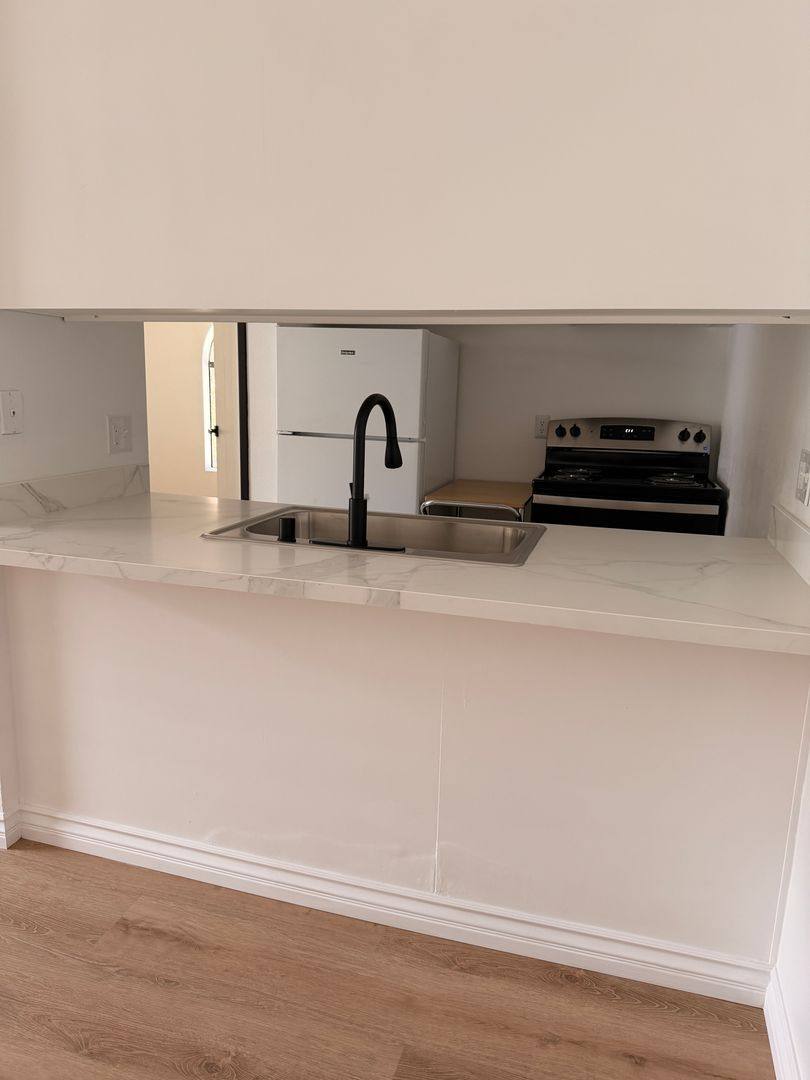 Apartment for rent at 960 Vine St, Oceanside, CA 92054