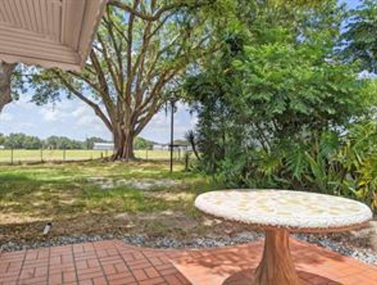 House for rent at 18110 Dorman Rd, Lithia, FL 33547