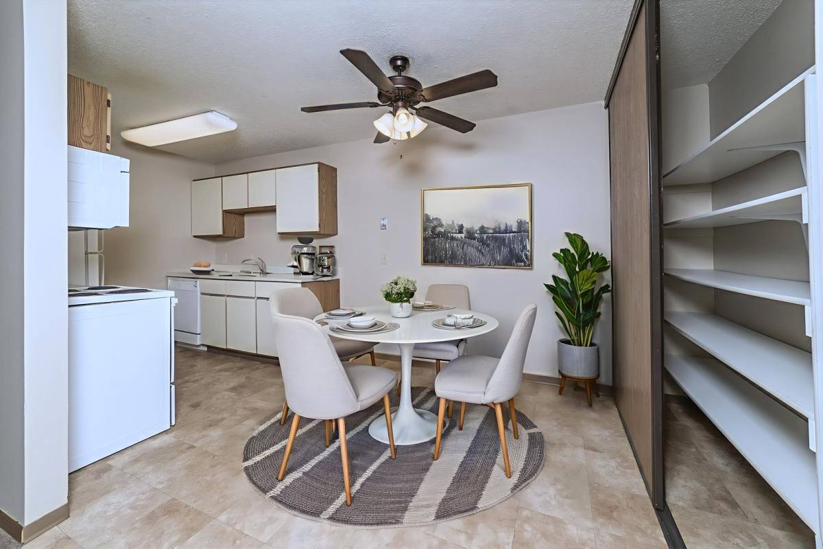 Apartment for rent at 807 N Cleveland Ave, Sioux Falls, SD 57103