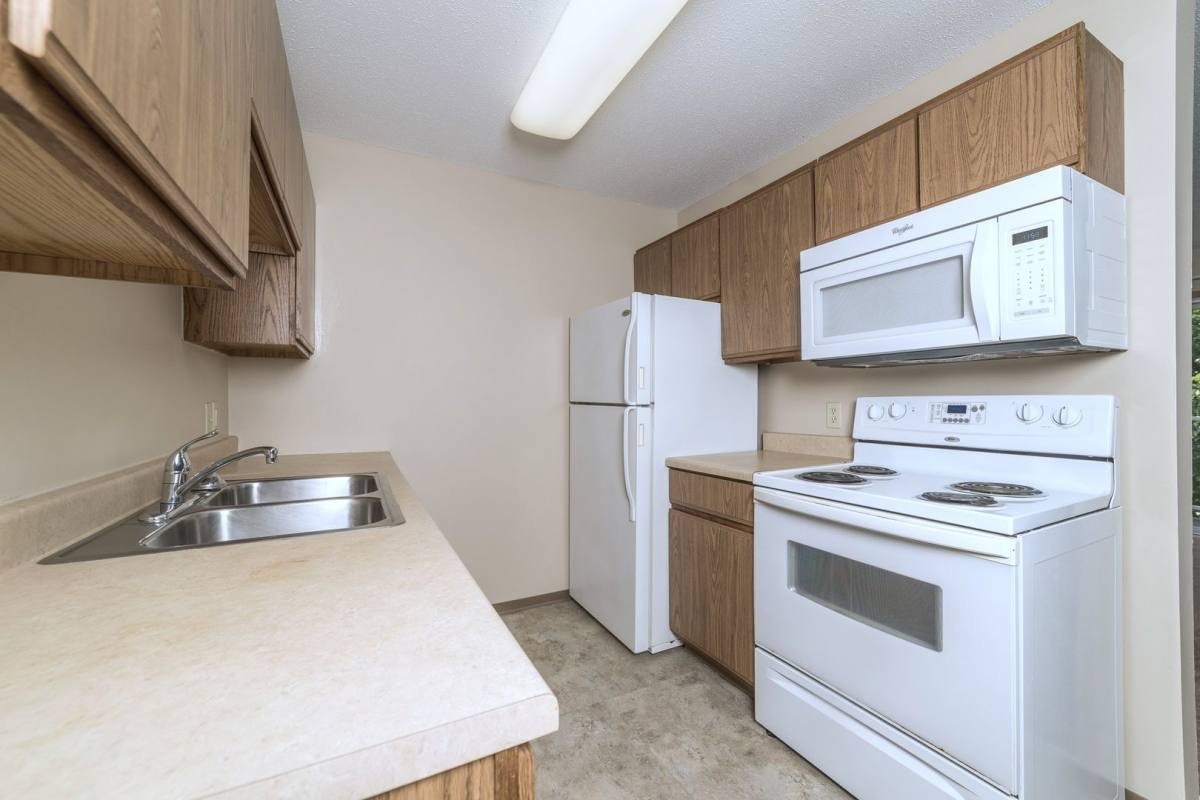 Apartment for rent at 807 N Cleveland Ave, Sioux Falls, SD 57103