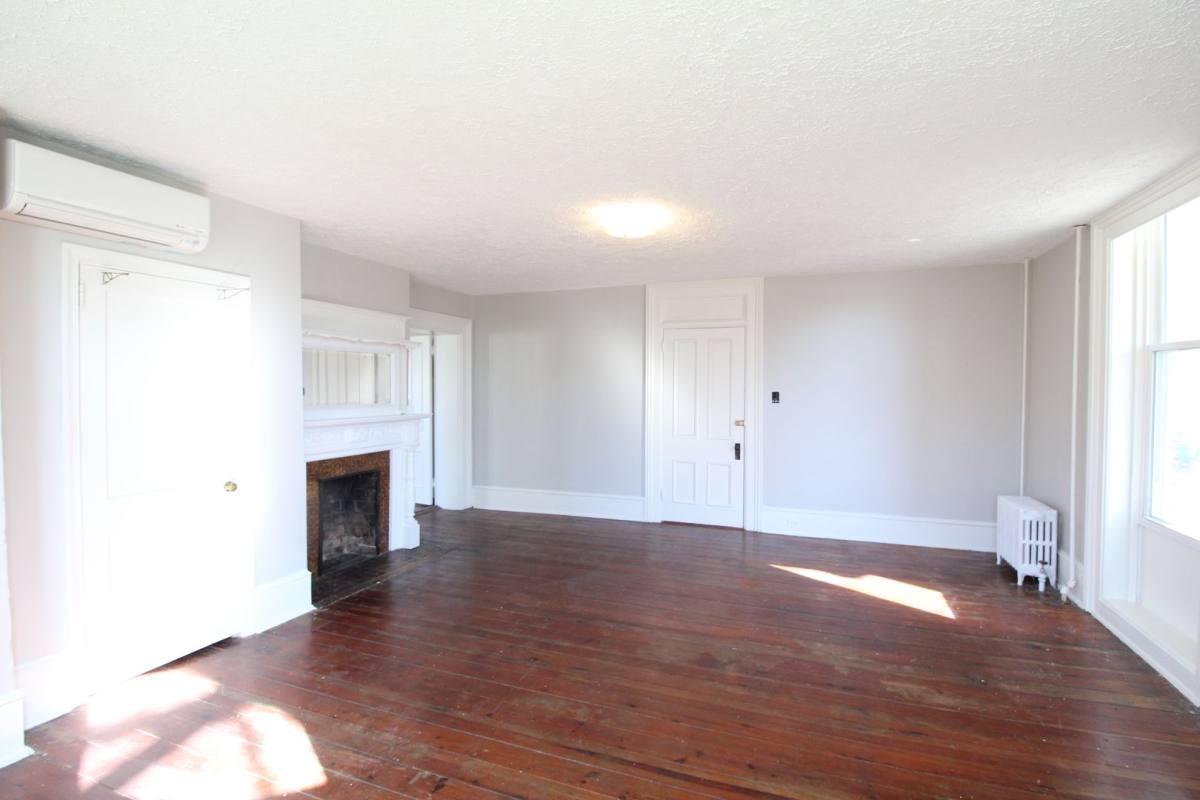 Apartment for rent at 317-2 Park Ave, Harrisonburg, VA 22802