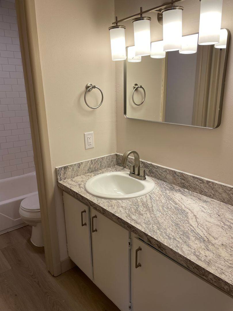 Apartment for rent at 113 S Platten St, Green Bay, WI 54303