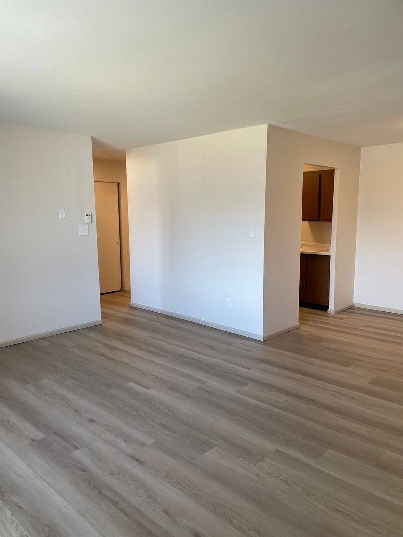 Apartment for rent at 113 S Platten St, Green Bay, WI 54303