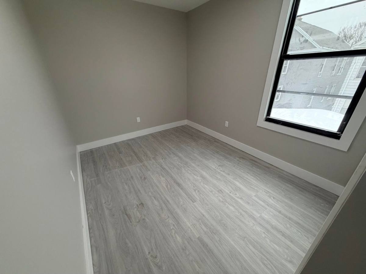 Apartment for rent at 194 N Lake Ave, Albany, NY 12206