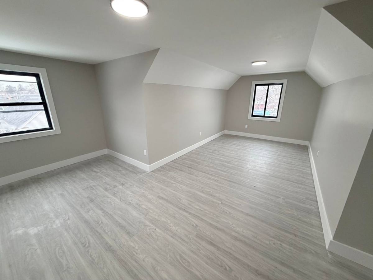 Apartment for rent at 194 N Lake Ave, Albany, NY 12206