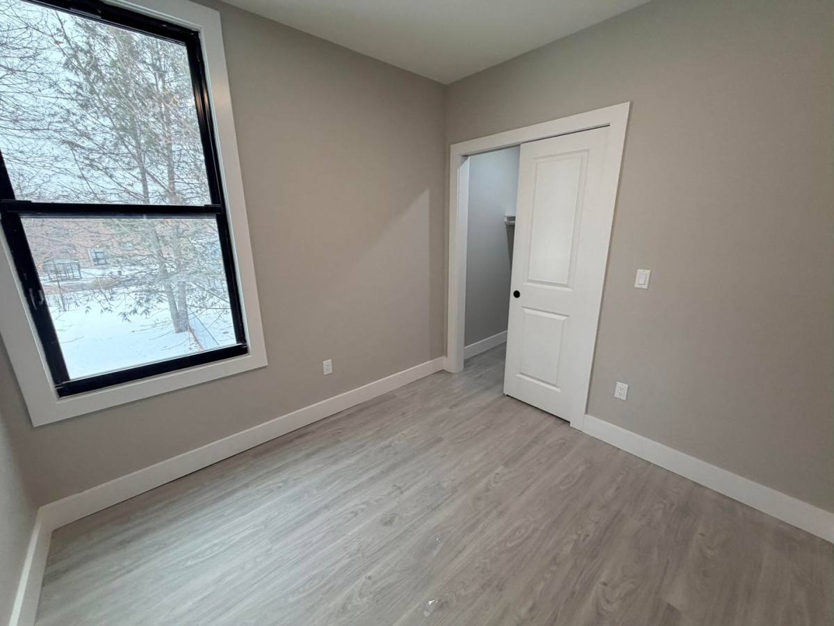 Apartment for rent at 194 N Lake Ave, Albany, NY 12206