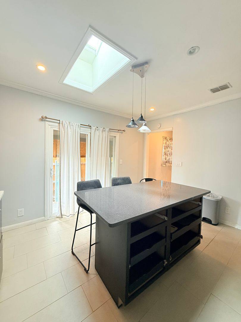 Apartment for rent at 939 - 941 Bayonne St, Dallas, TX 75212