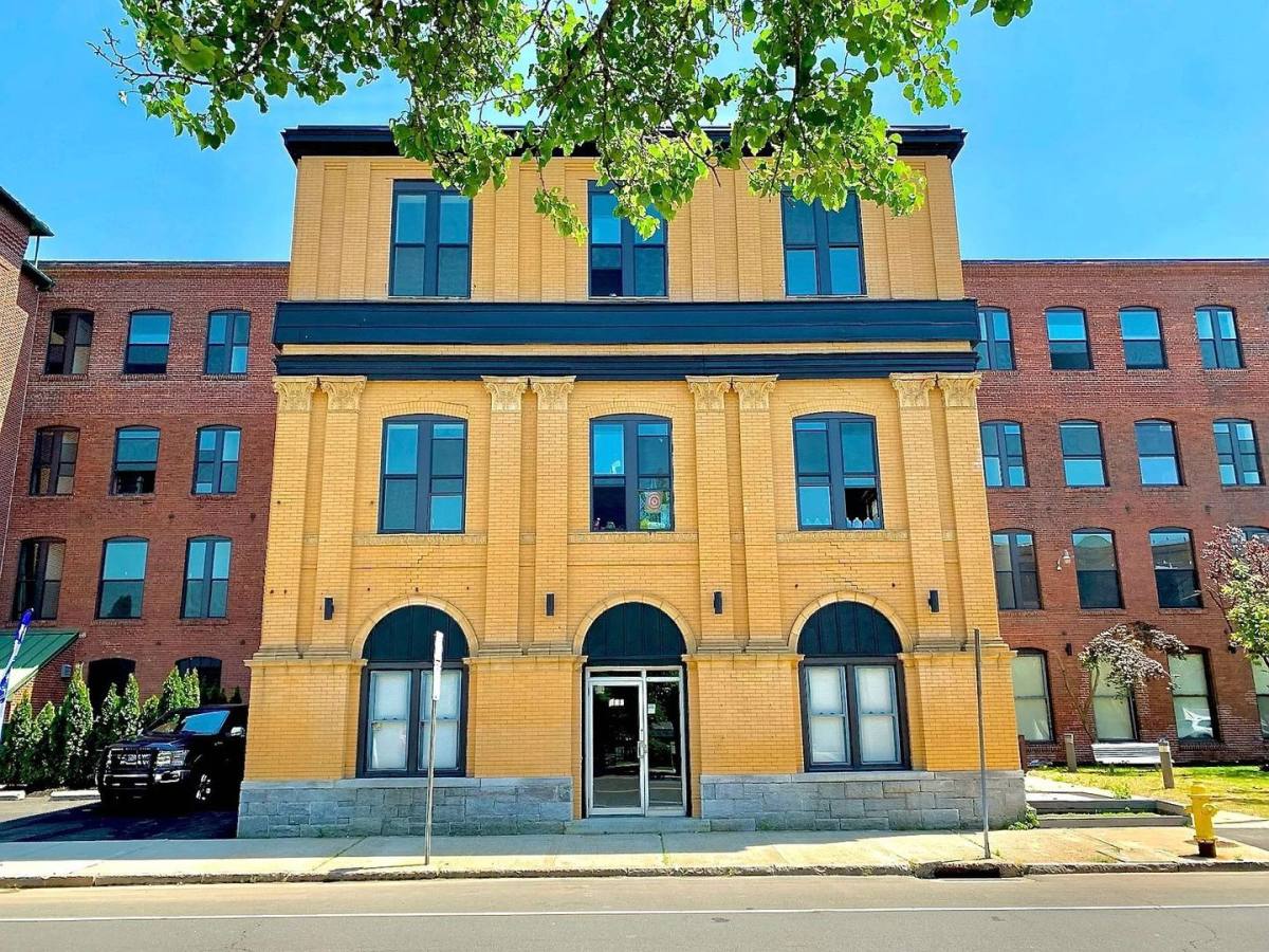 Apartment for rent at 153 Main St, Ansonia, CT 06401