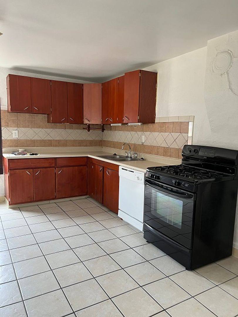 House for rent at 612 9th St, Fort Collins, CO 80524