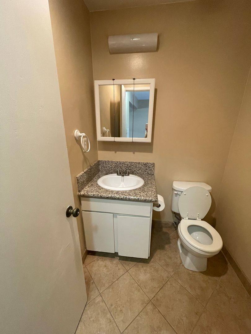Apartment for rent at 11871-11971 Bailey St, Garden Grove, CA 92845