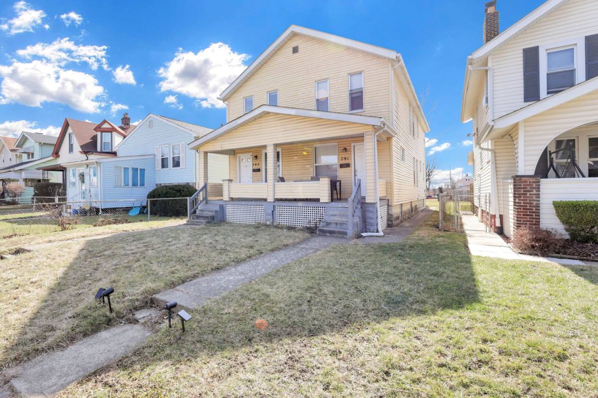 Apartment for rent at 791-793 E Starr Ave, Columbus, OH 43201
