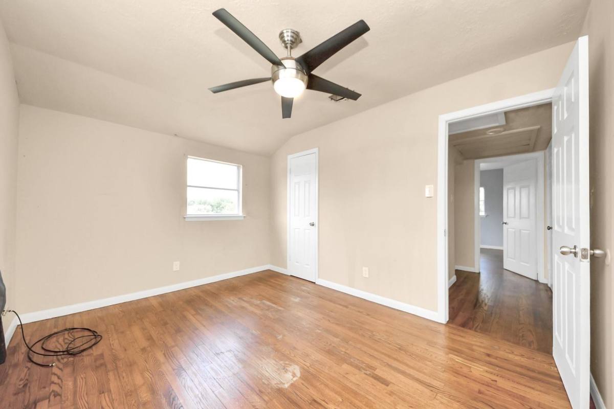 House for rent at 2513 Leslie St, Pasadena, TX 77502