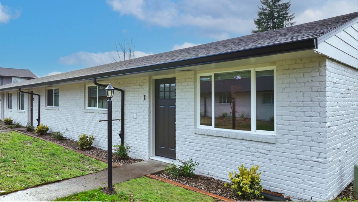 Townhouse for rent at 663-666 E Main St, Hillsboro, OR 97123