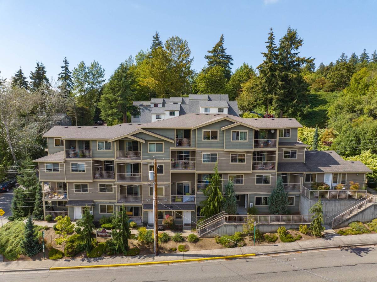 Apartment for rent at 2011 Knox, Bellingham, WA 98225