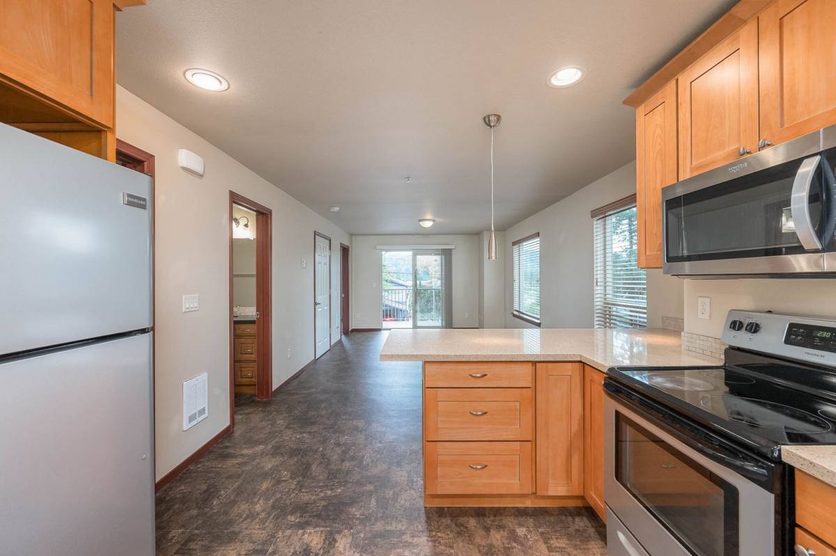 Apartment for rent at 2011 Knox, Bellingham, WA 98225