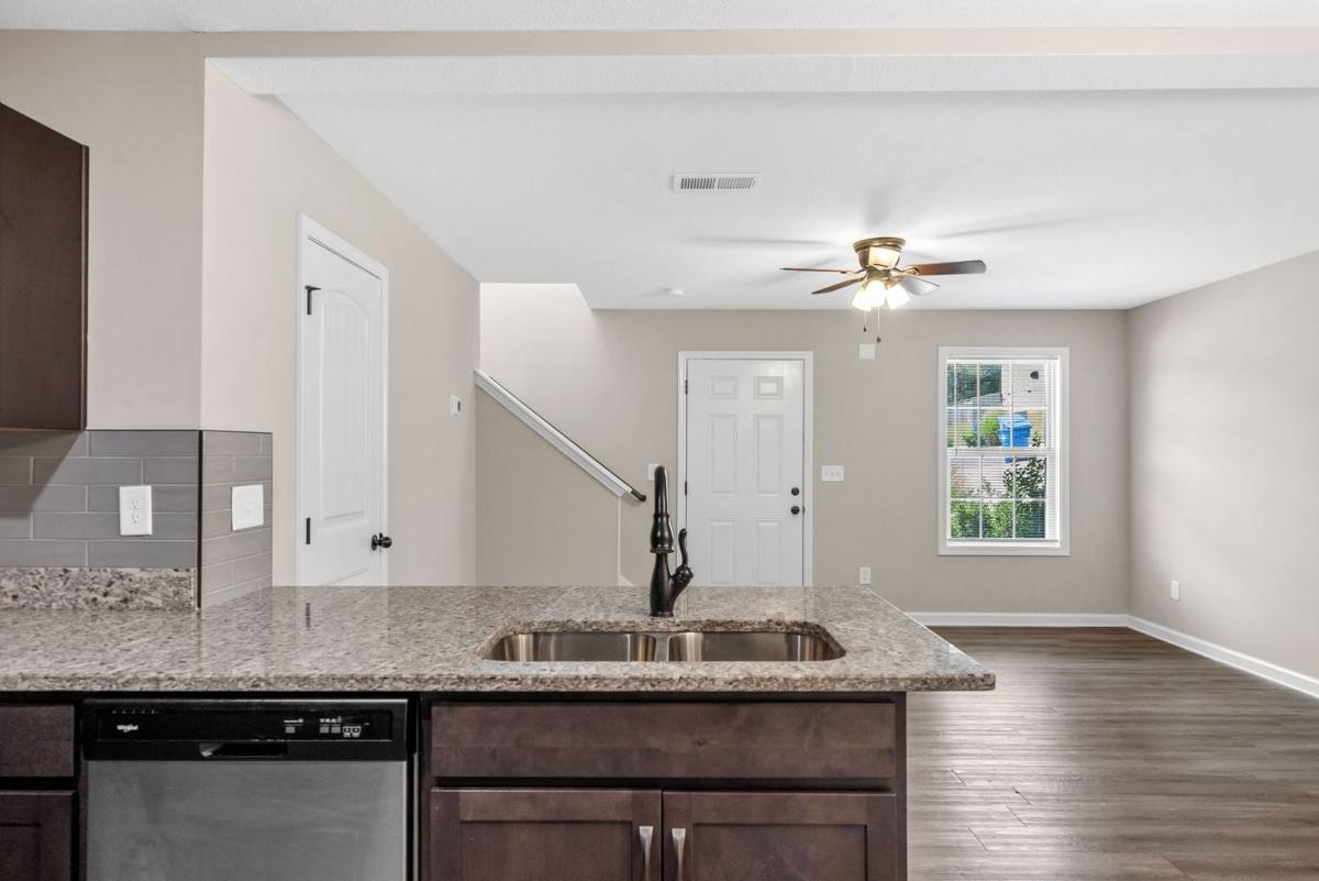 Apartment for rent at 432 Glenstone Springs Dr, Clarksville, TN 37043