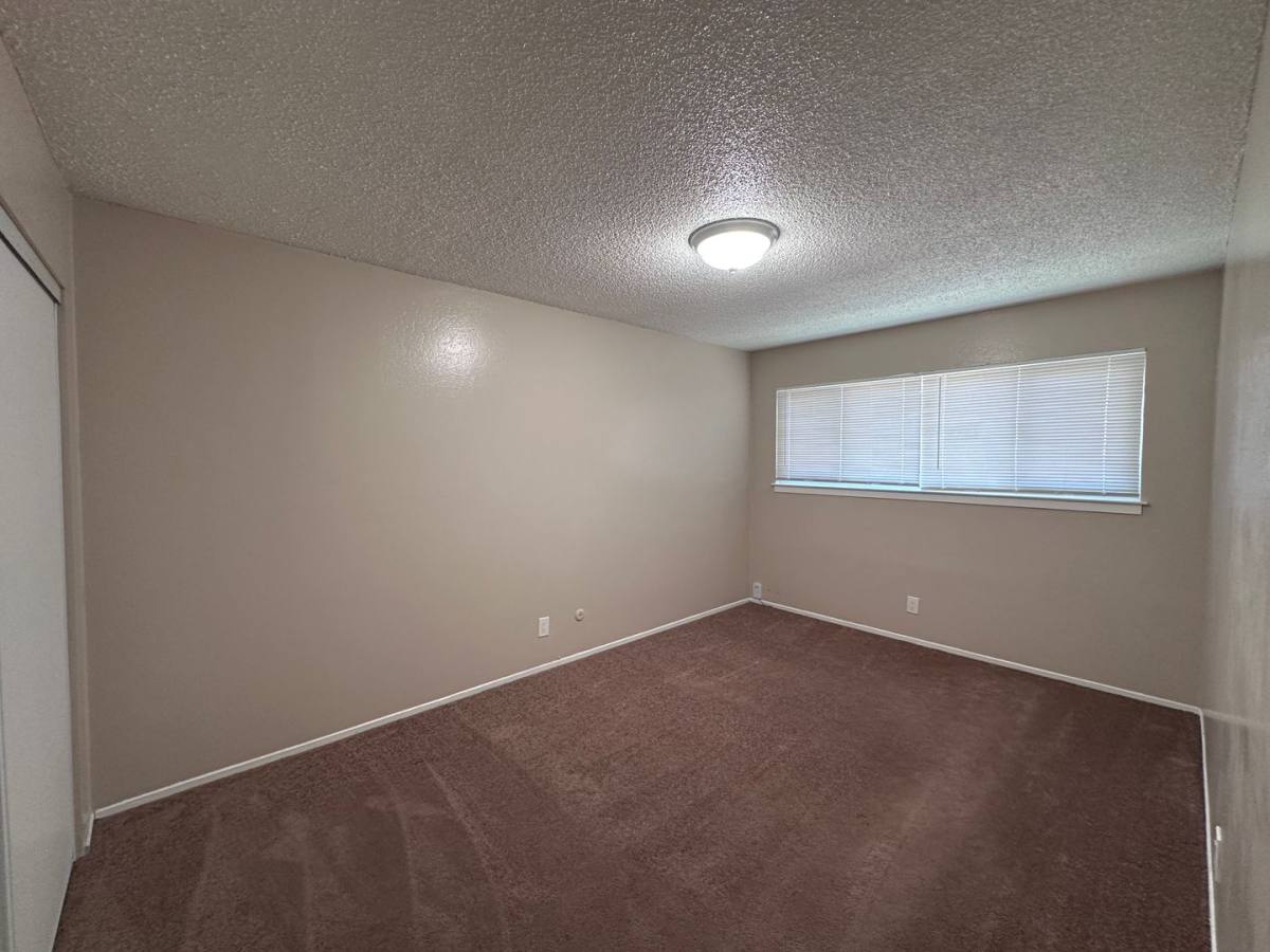 Apartment for rent at 3814 39th Ave, Oakland, CA 94619