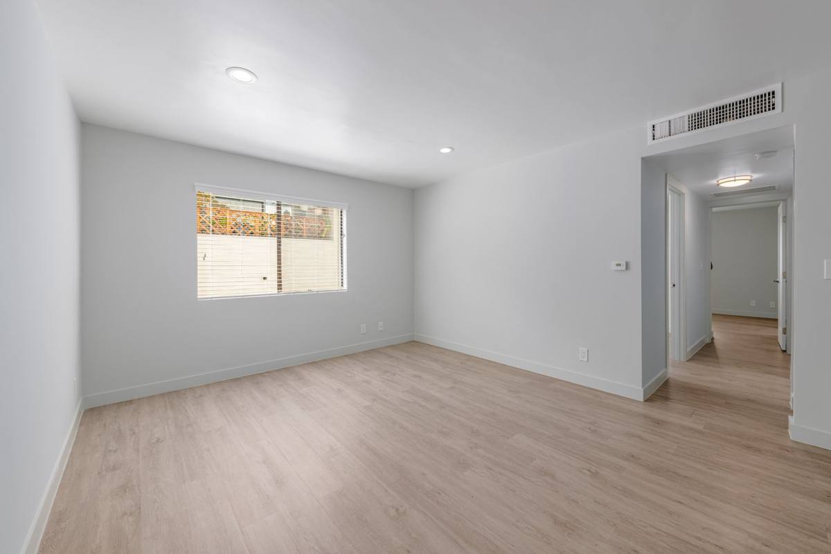 Apartment for rent at 1535 N Kenmore Ave, Los Angeles, CA 90027