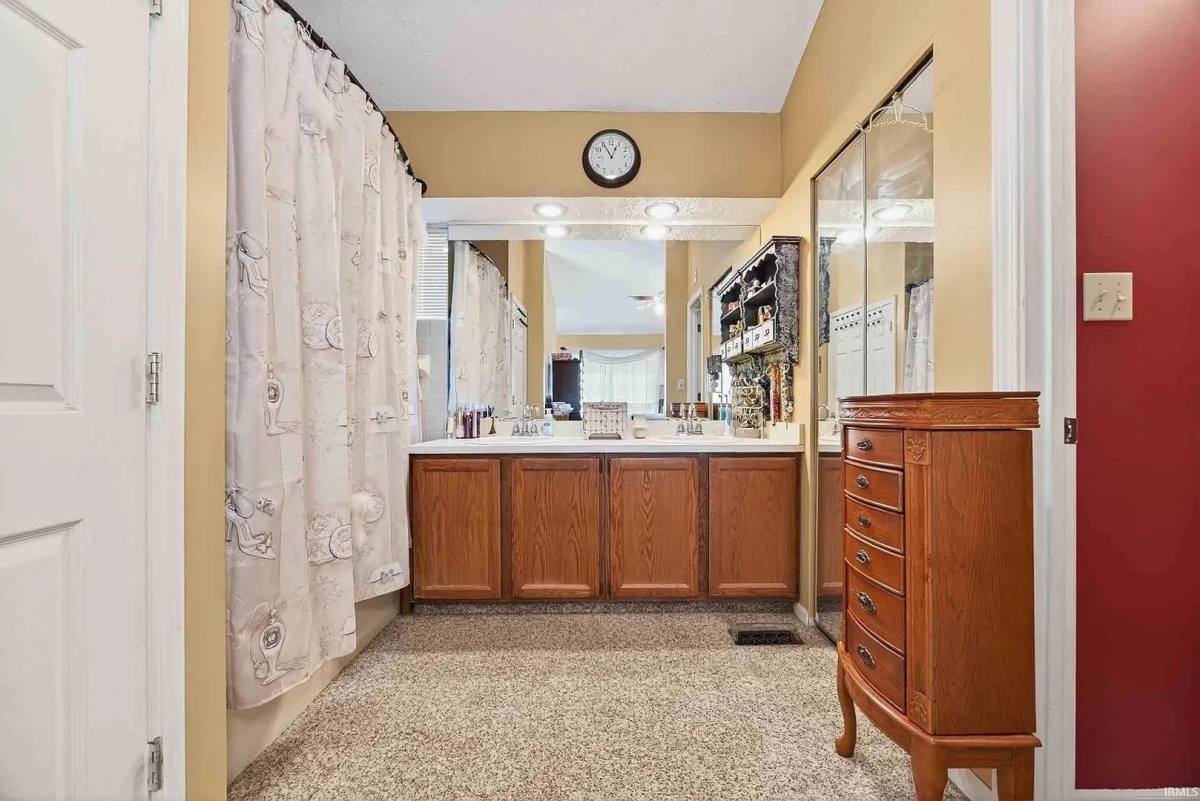 Condo for rent at 1894 E Bay Pointe Dr, Bloomington, IN 47401