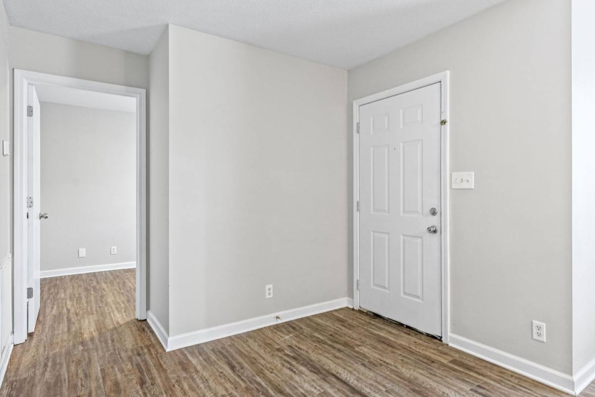 Apartment for rent at 209 Lexington Dr, Clarksville, TN 37042