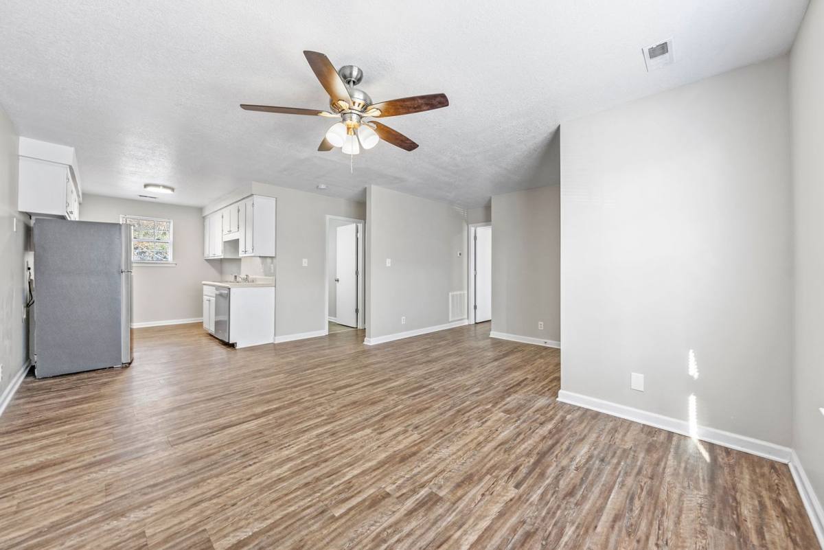 Apartment for rent at 209 Lexington Dr, Clarksville, TN 37042