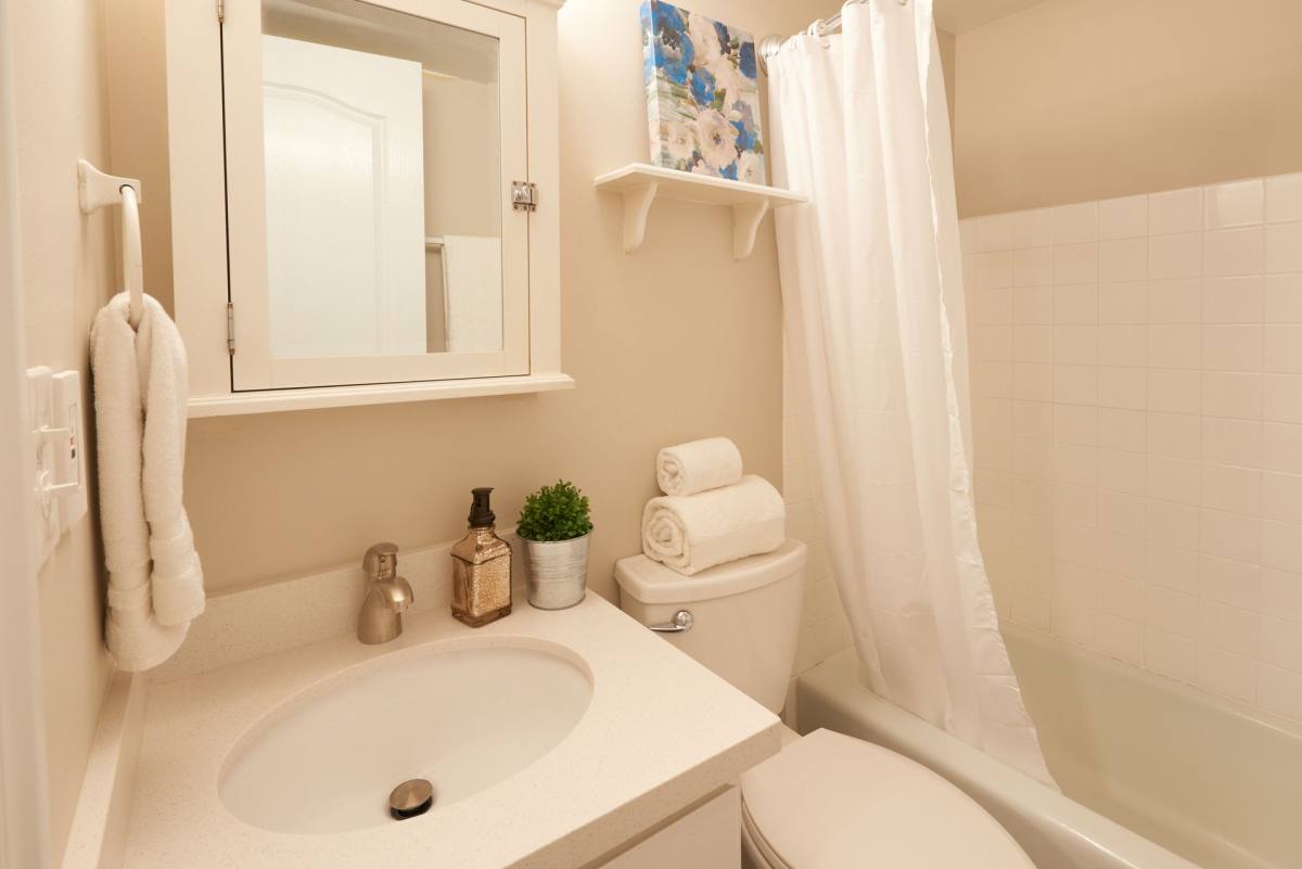 Apartment for rent at 2964 S 200 E, Salt Lake City, UT 84115