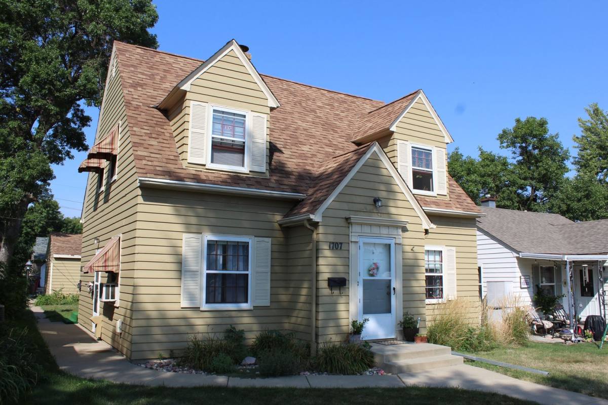 Apartment for rent at 1707 S 10th Ave, Sioux Falls, SD 57105