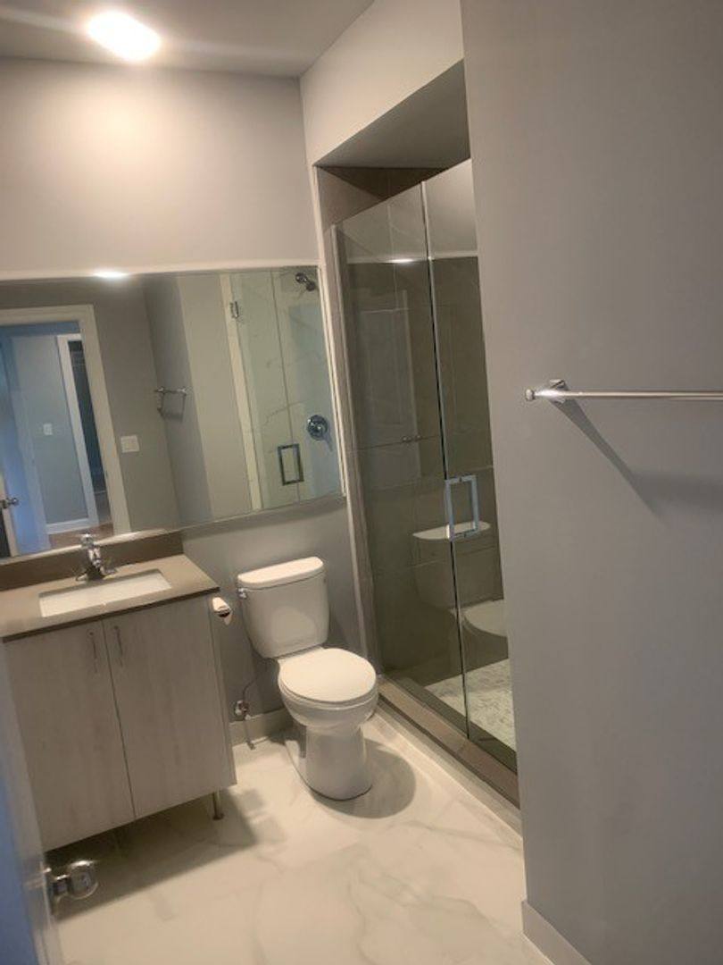 Apartment for rent at 5117 S Kenwood, Chicago, IL 60615