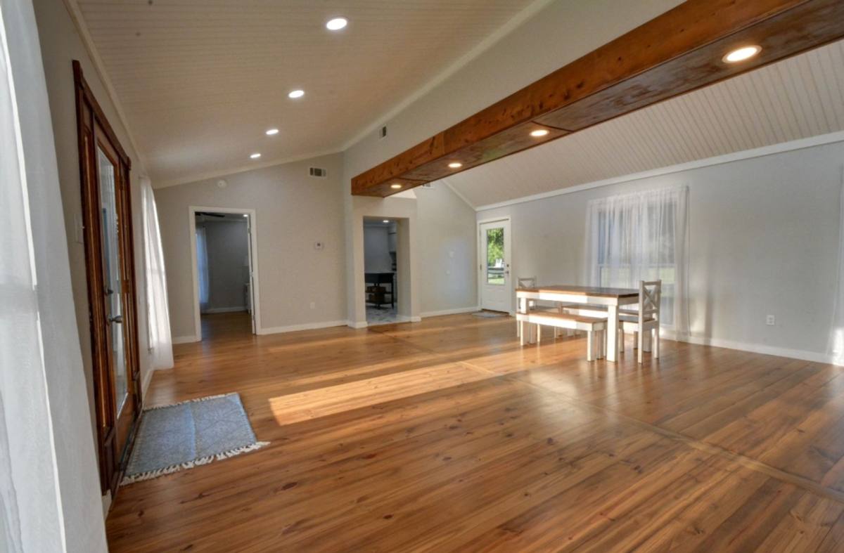 House for rent at 23950 Coats Rd, Springfield, LA 70462