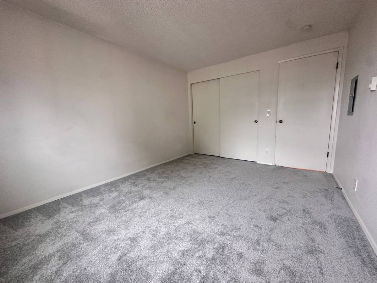 Apartment for rent at 3046 SW Avalon Way, Seattle, WA 98126
