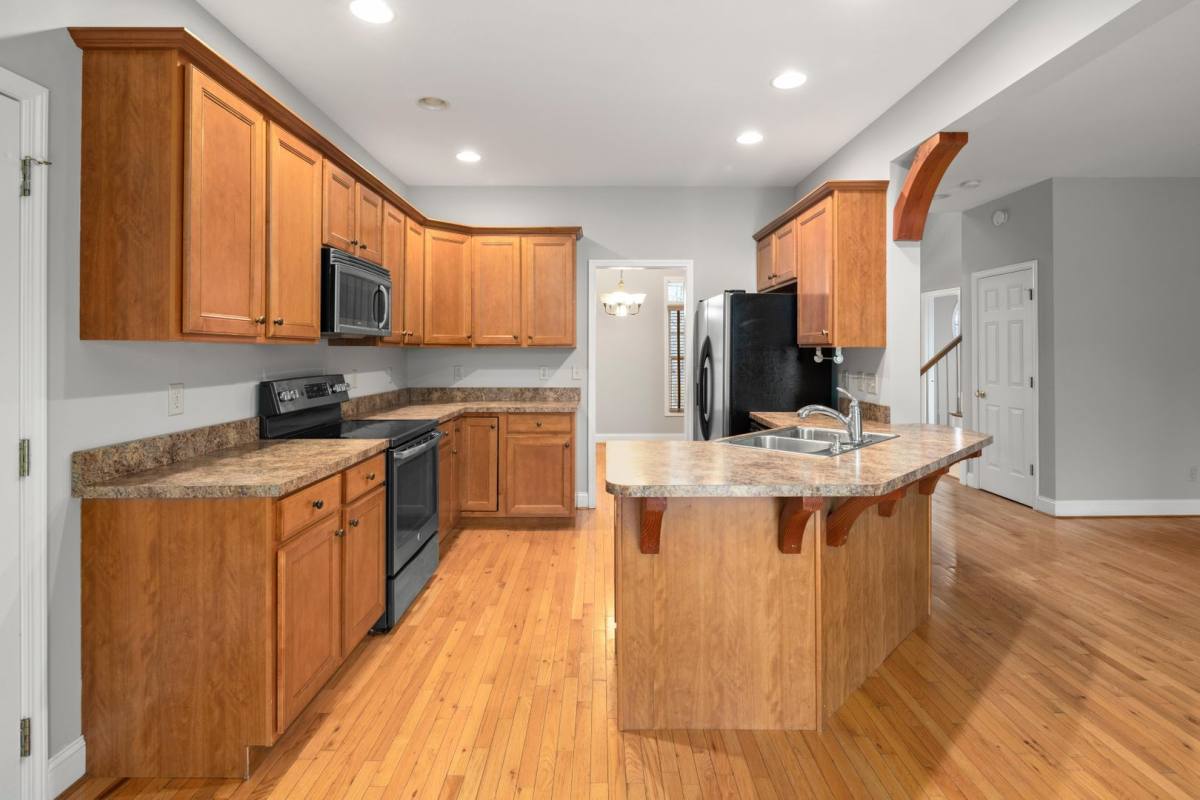 House for rent at 6 Winding Oak Dr, Arden, NC 28704