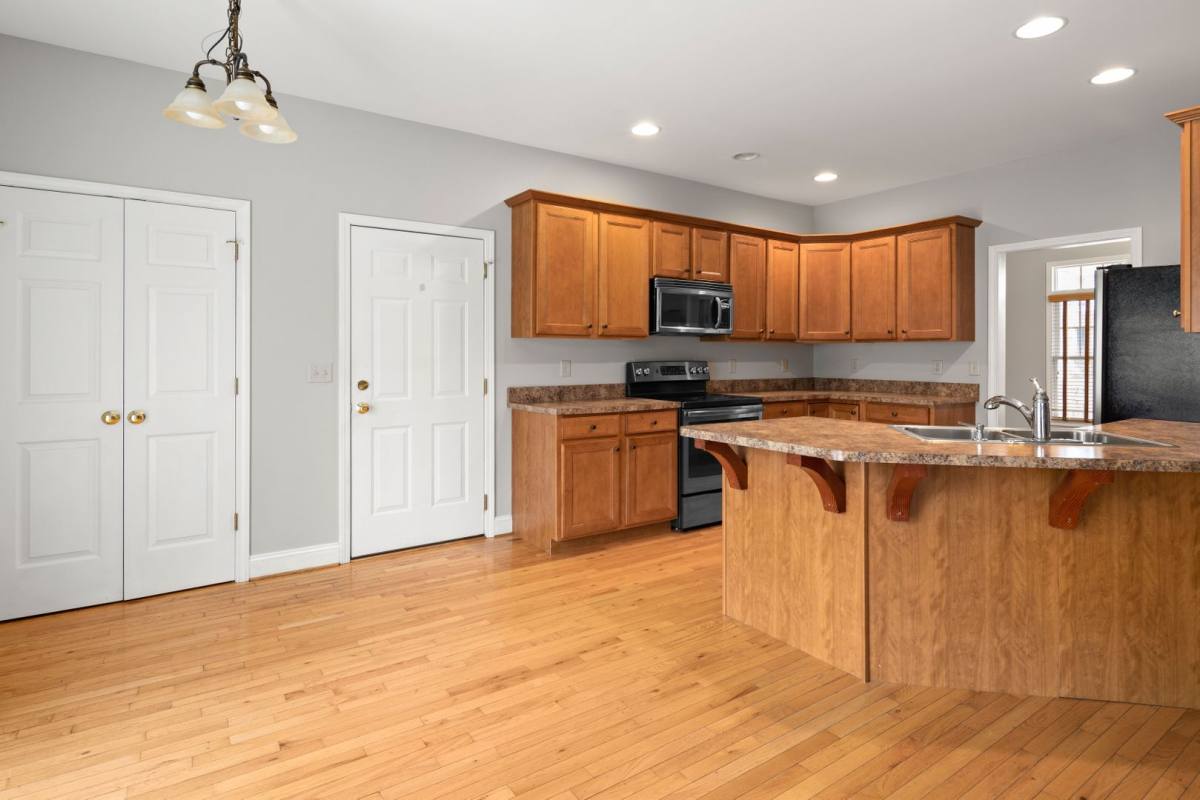 House for rent at 6 Winding Oak Dr, Arden, NC 28704