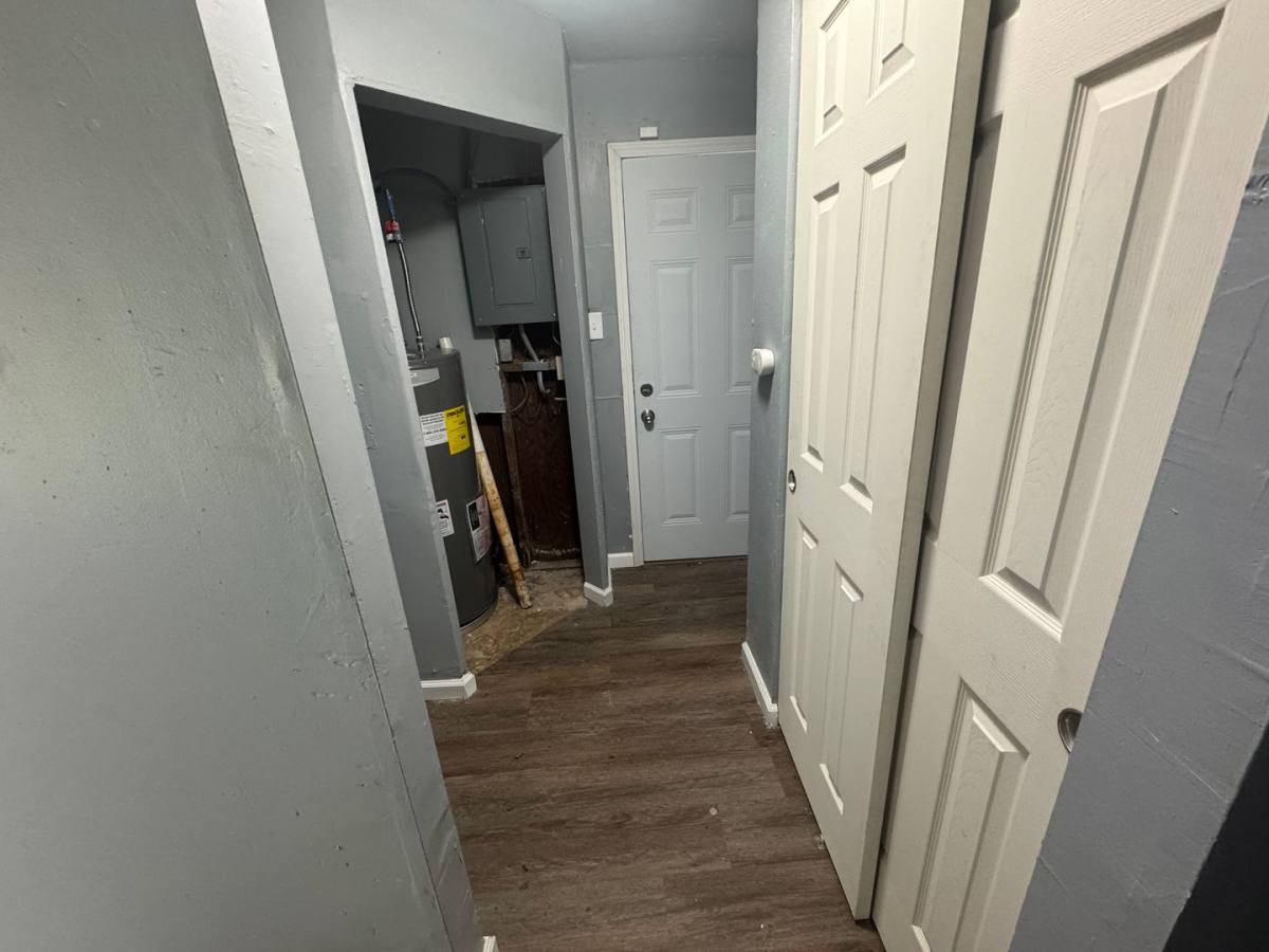House for rent at 10113 Duke Dr, Saint Louis, MO 63136