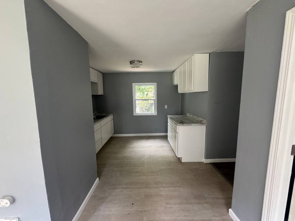 House for rent at 10113 Duke Dr, Saint Louis, MO 63136