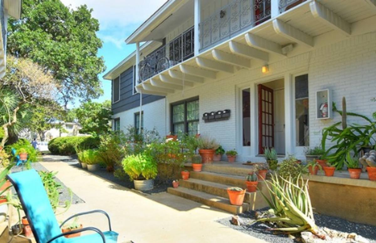 Apartment for rent at 1309 Norwalk Lane, Austin, TX 78703