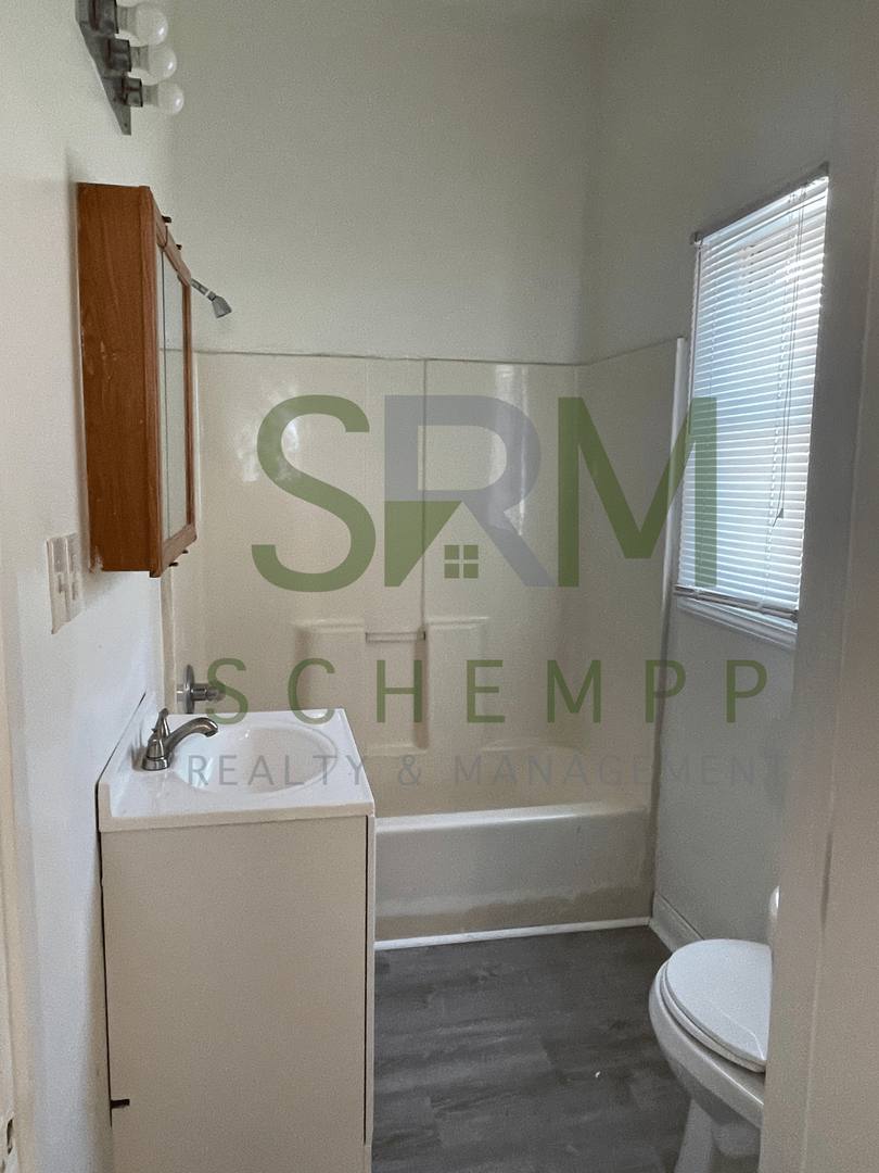 House for rent at 2912 Greenwood Ave, Louisville, KY 40211